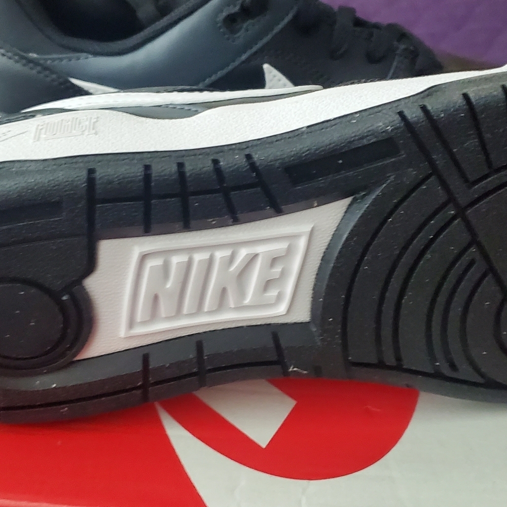 Nike Full Force Lo Youth Sneakers - Black and White - Picture 2 of 4